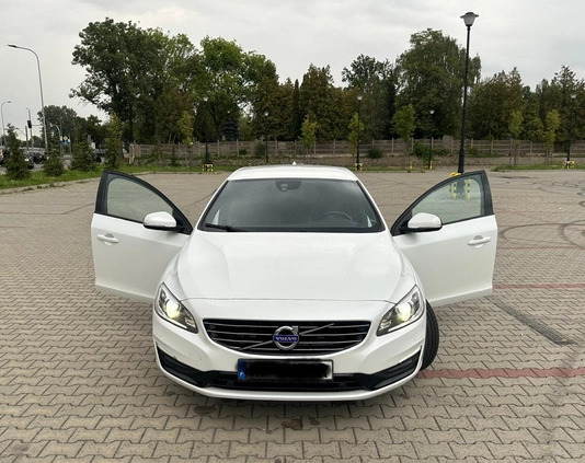 Volvo V60 cena 59800 przebieg: 182000, rok produkcji 2016 z Płock małe 781